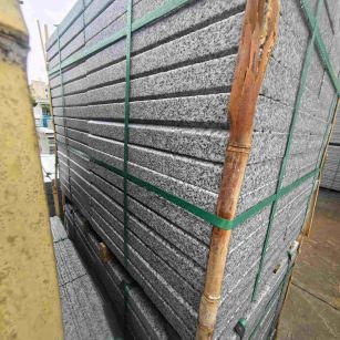 德州芝麻白楼梯踏步室外