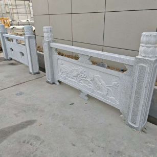 德州芝麻白河道栏杆 石材栏杆