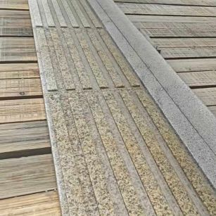 德州黄金麻盲道石 盲条