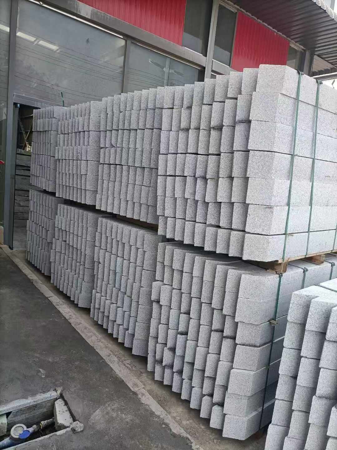 德州芝麻白树围石 树池